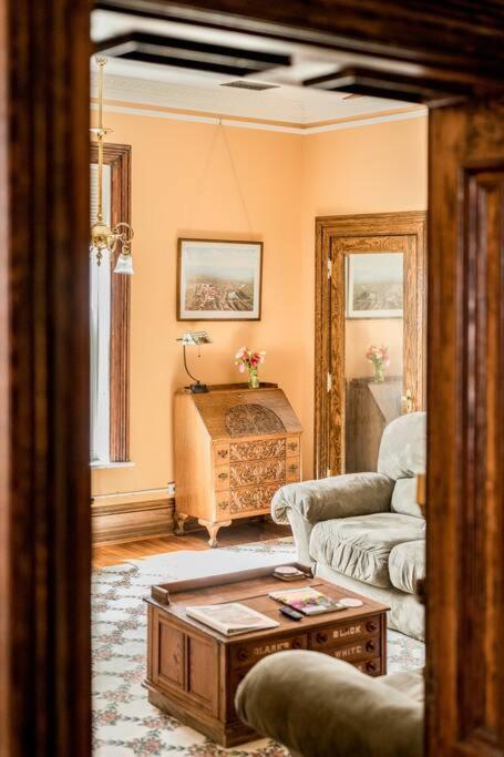 Apartmán Peaceful Easy Feelings - King Sized Bed - Sleeps 2 Lynchburg Exteriér fotografie